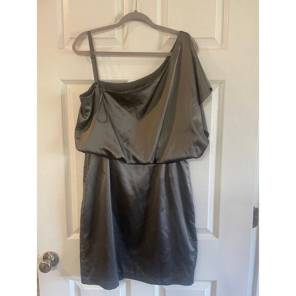 Jessica Simpson Size 12 satin mini cocktail dress. - Picture 1 of 13